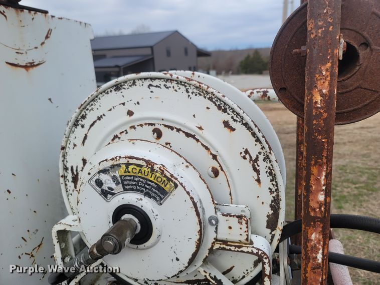 image for item MH9658 Altec  digger derrick bed