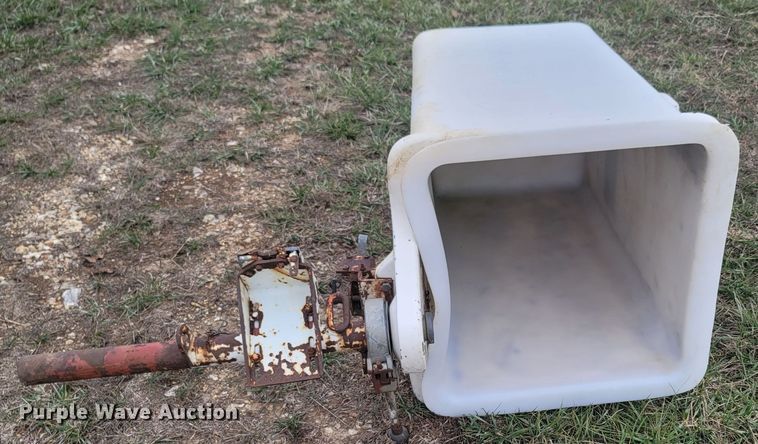 image for item MH9658 Altec  digger derrick bed