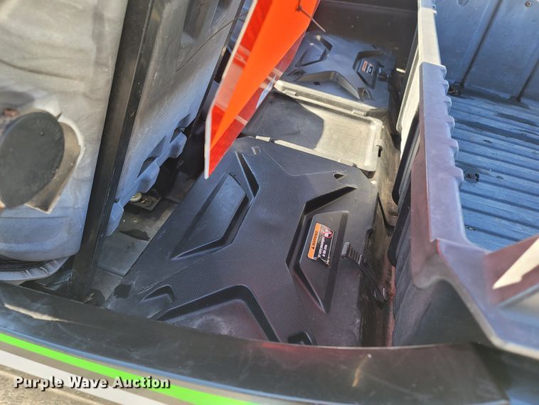 image for item MH9666 2016 Kawasaki Teryx LE  utility vehicle