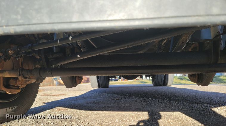 image for item MH9671 2008 Ford F450 Super Duty  SuperCab flatbed truck