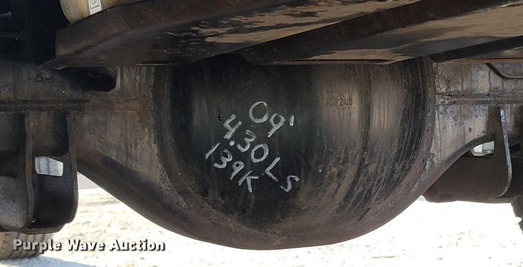 image for item MH9671 2008 Ford F450 Super Duty  SuperCab flatbed truck