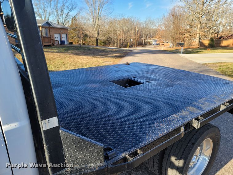 image for item MH9671 2008 Ford F450 Super Duty  SuperCab flatbed truck