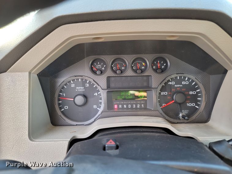 image for item MH9671 2008 Ford F450 Super Duty  SuperCab flatbed truck