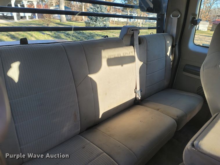 image for item MH9671 2008 Ford F450 Super Duty  SuperCab flatbed truck