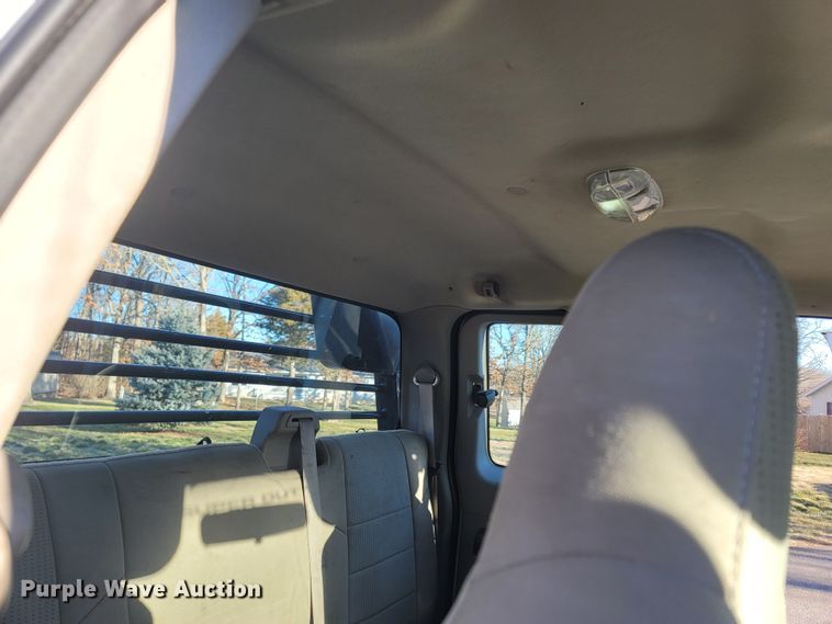 image for item MH9671 2008 Ford F450 Super Duty  SuperCab flatbed truck