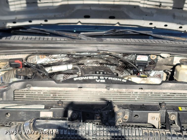 image for item MH9671 2008 Ford F450 Super Duty  SuperCab flatbed truck