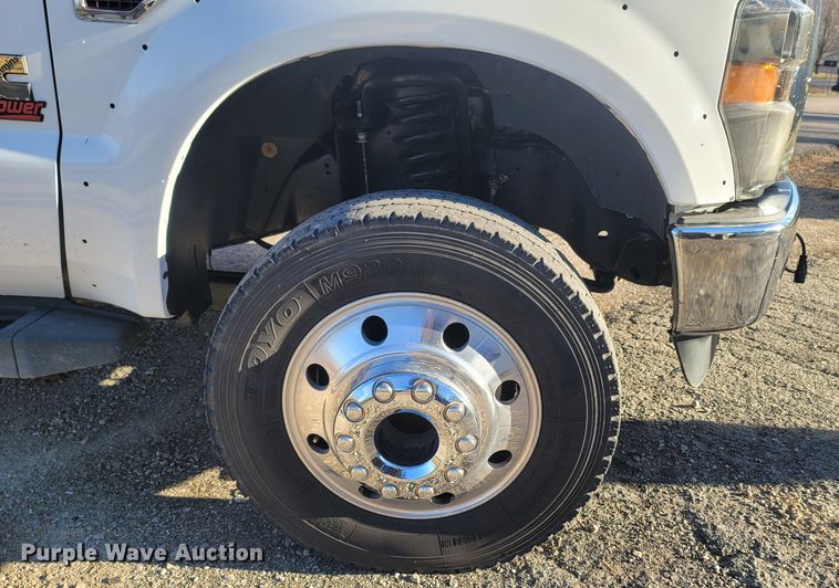 image for item MH9671 2008 Ford F450 Super Duty  SuperCab flatbed truck