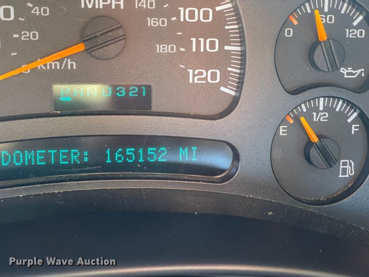 image for item MI9738 2005 GMC Sierra 3500  Crew Cab pickup truck