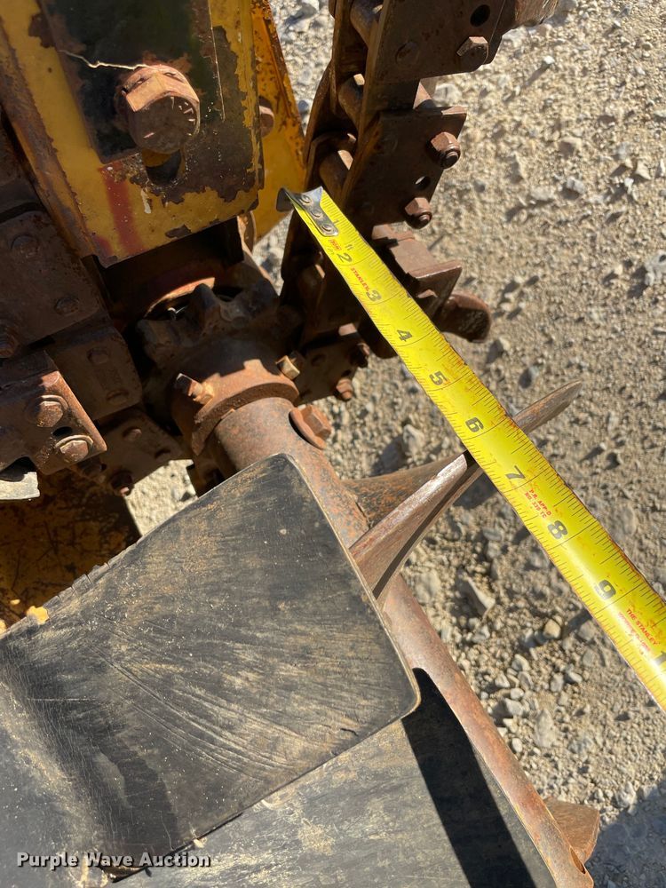 image for item MI9744 2017 Vermeer RTX130  trencher