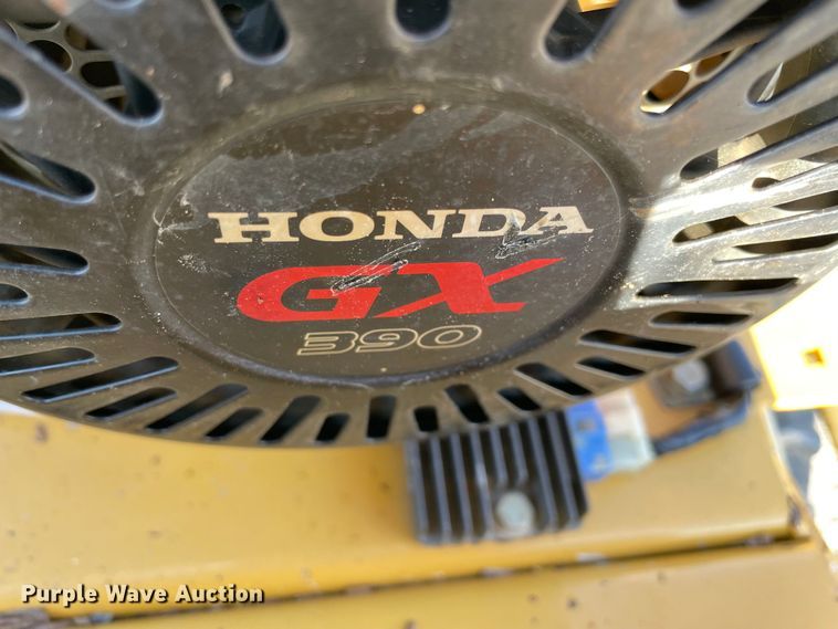 image for item MI9744 2017 Vermeer RTX130  trencher