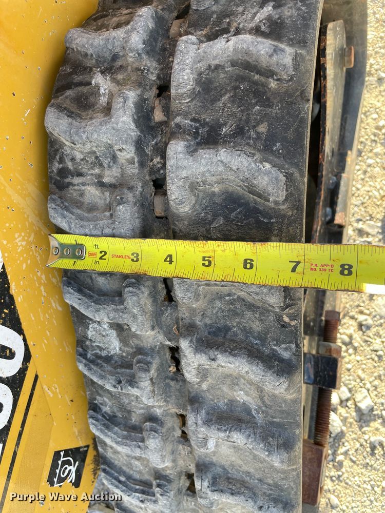 image for item MI9744 2017 Vermeer RTX130  trencher