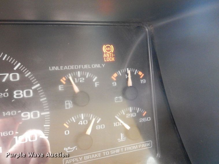 image for item MJ9961 1996 GMC Sierra 1500  Ext. Cab pickup truck