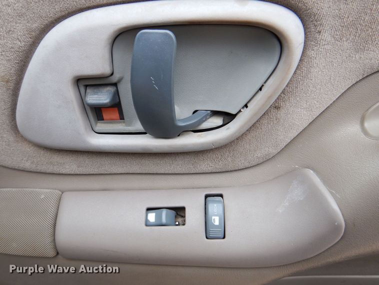 image for item MJ9961 1996 GMC Sierra 1500  Ext. Cab pickup truck