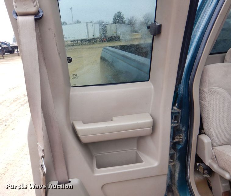 image for item MJ9961 1996 GMC Sierra 1500  Ext. Cab pickup truck