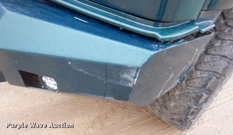 image for item MJ9961 1996 GMC Sierra 1500  Ext. Cab pickup truck