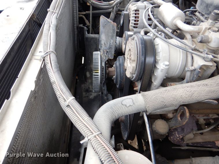 image for item MJ9961 1996 GMC Sierra 1500  Ext. Cab pickup truck