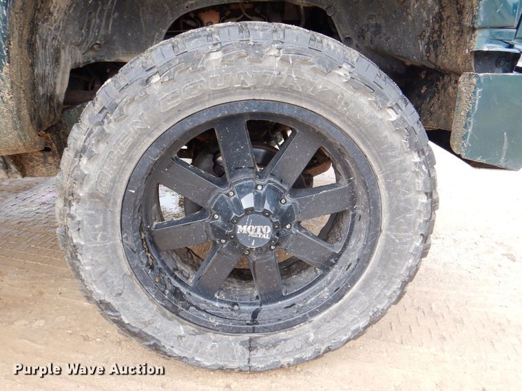 image for item MJ9961 1996 GMC Sierra 1500  Ext. Cab pickup truck