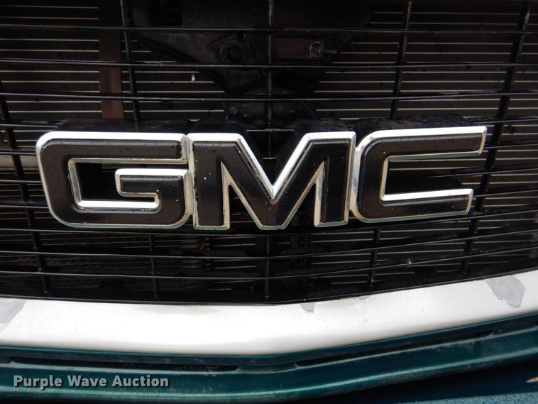 image for item MJ9961 1996 GMC Sierra 1500  Ext. Cab pickup truck