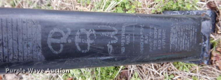 image for item MJ9963 (2) fifth wheel hitches