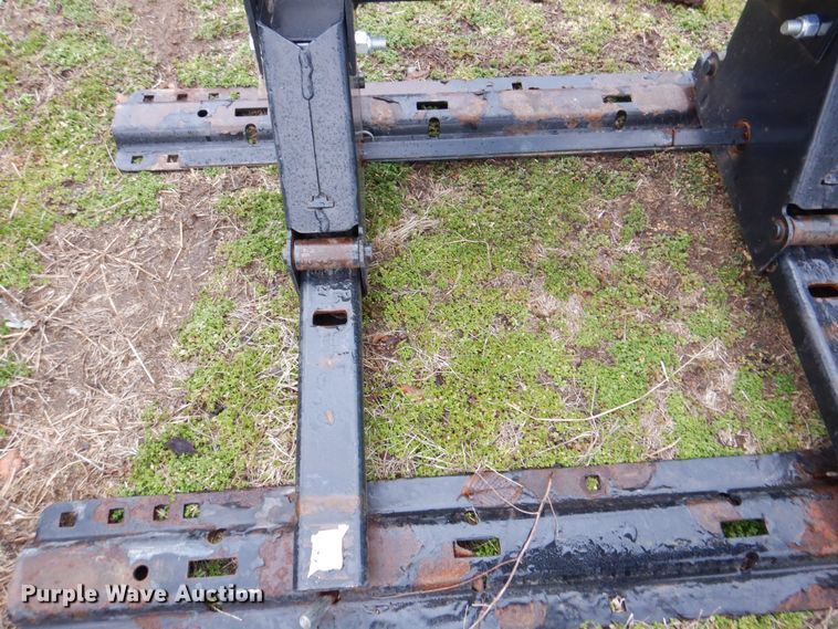 image for item MJ9963 (2) fifth wheel hitches