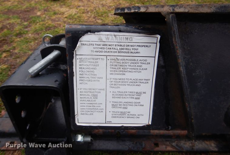 image for item MJ9963 (2) fifth wheel hitches