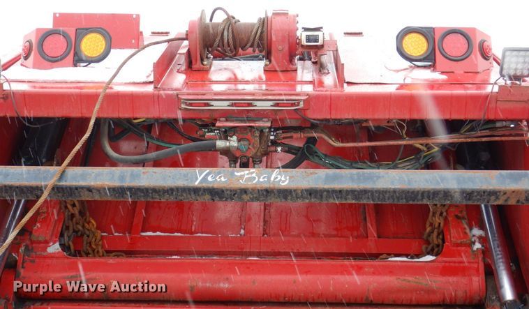 image for item MJ9968 2000 International 4700  refuse truck