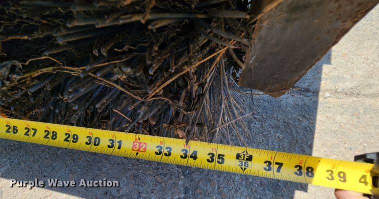 image for item MK9143 Cimline  broom