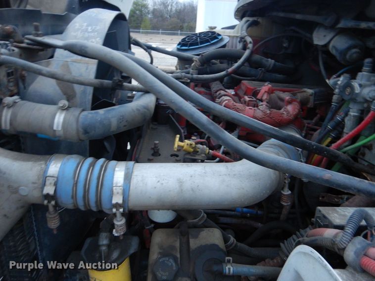 image for item MM9627 2010 Freightliner Business Class M2  utility / service truck