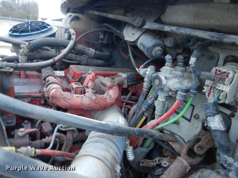 image for item MM9627 2010 Freightliner Business Class M2  utility / service truck