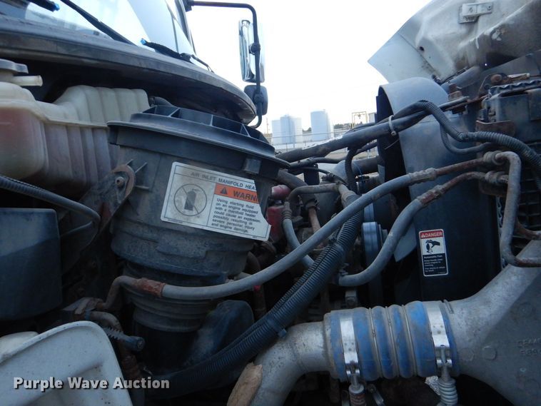 image for item MM9627 2010 Freightliner Business Class M2  utility / service truck