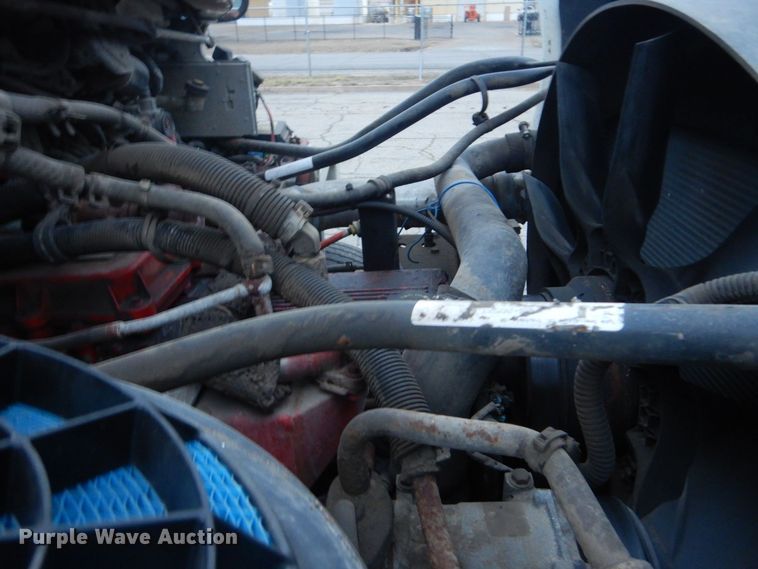 image for item MM9627 2010 Freightliner Business Class M2  utility / service truck