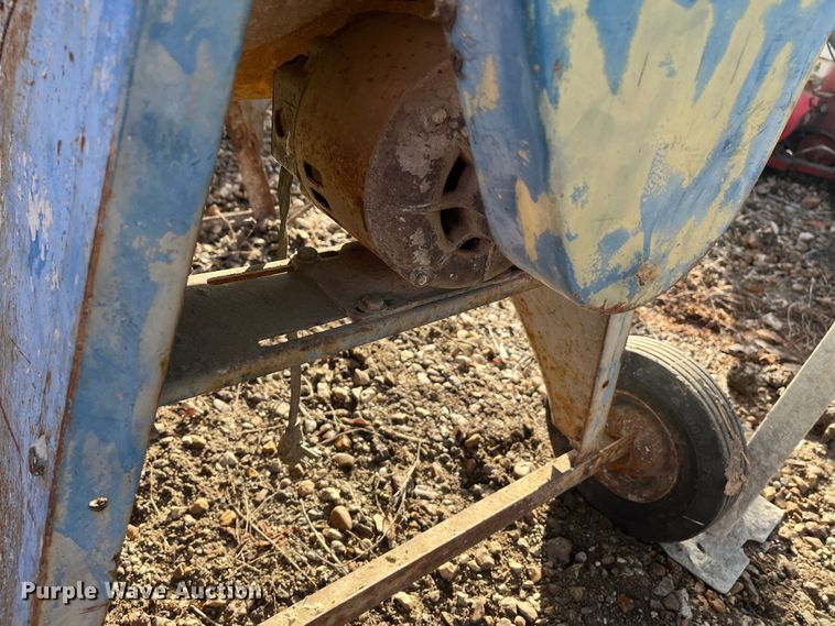 image for item MN9498 (2) concrete mixers