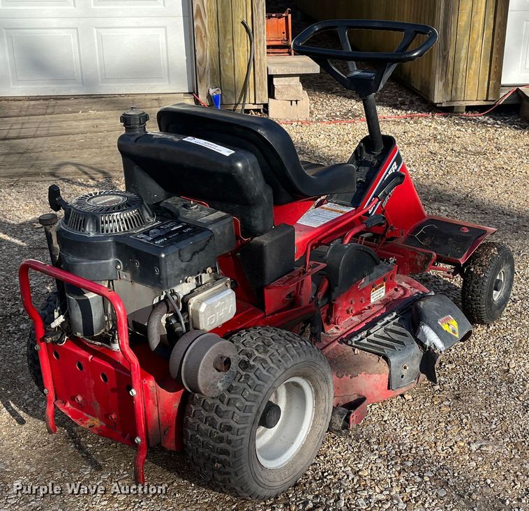 image for item MN9516 Snapper SR1433  lawn mower