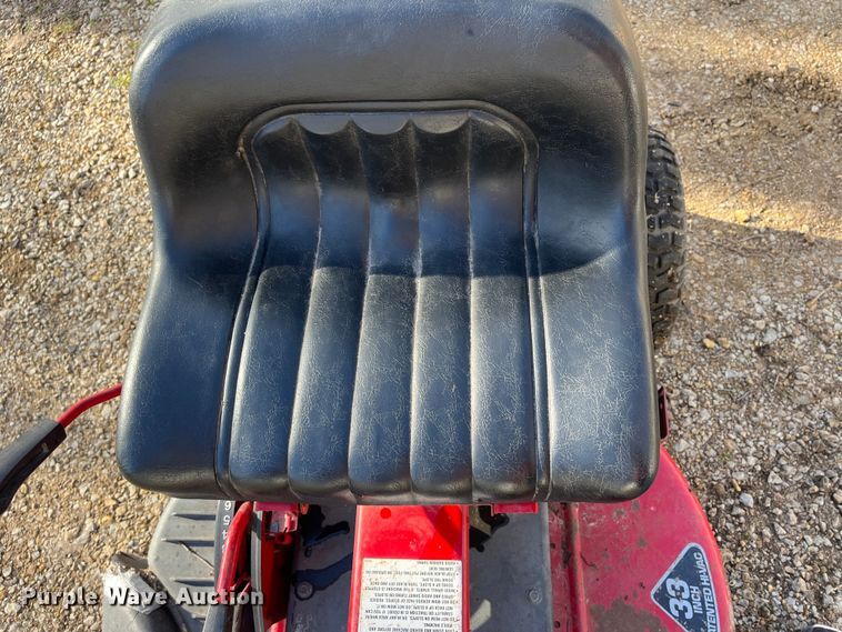 image for item MN9516 Snapper SR1433  lawn mower