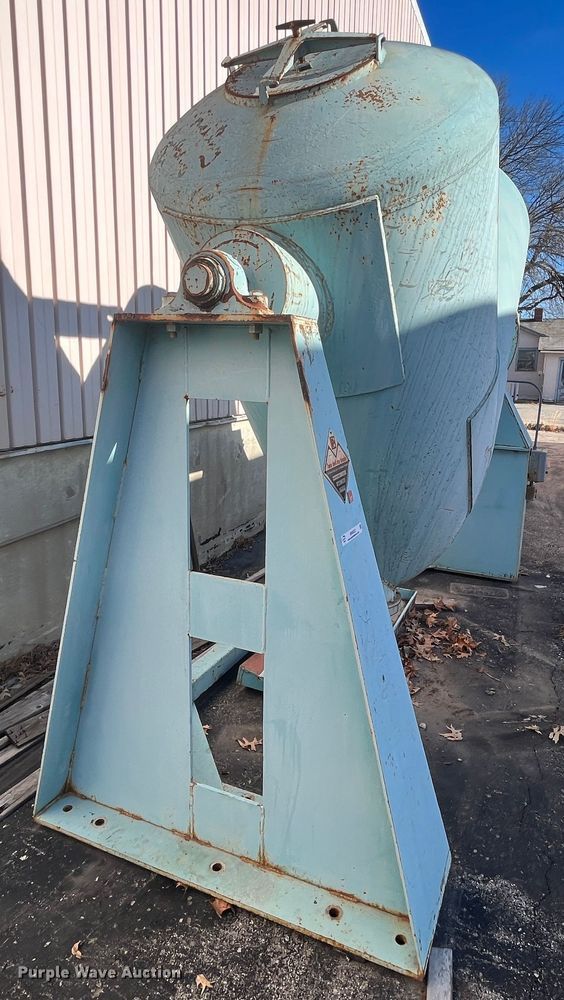 image for item MN9522 (2) Patterson-Kelly twin shell dry blenders