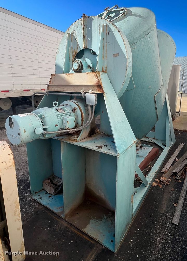 image for item MN9522 (2) Patterson-Kelly twin shell dry blenders