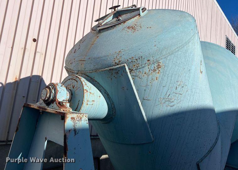 image for item MN9522 (2) Patterson-Kelly twin shell dry blenders