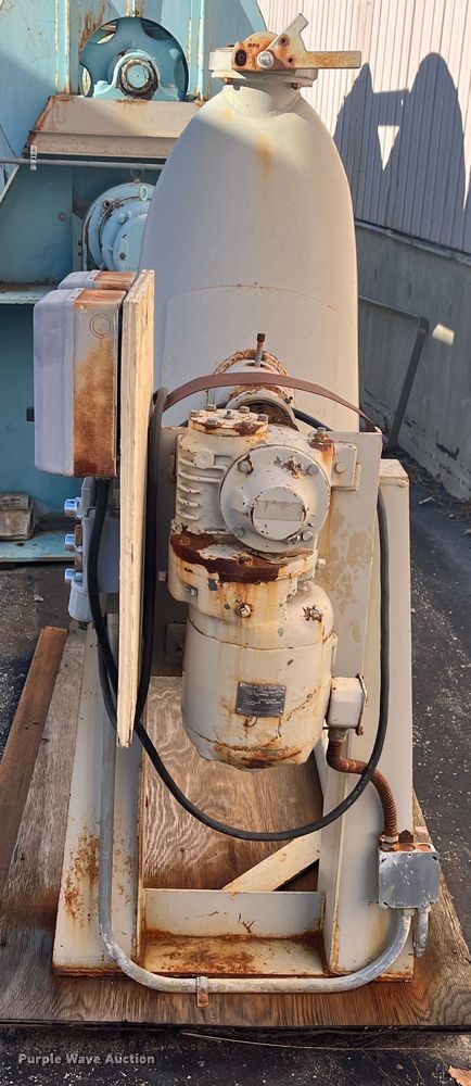 image for item MN9522 (2) Patterson-Kelly twin shell dry blenders