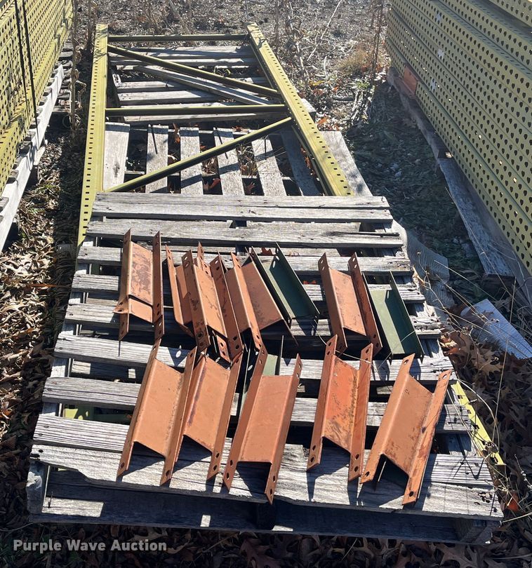 image for item MN9525 Pallet racking