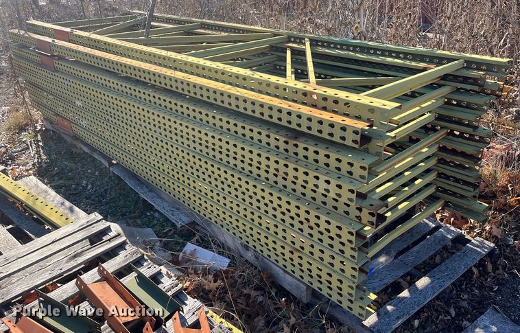 image for item MN9525 Pallet racking