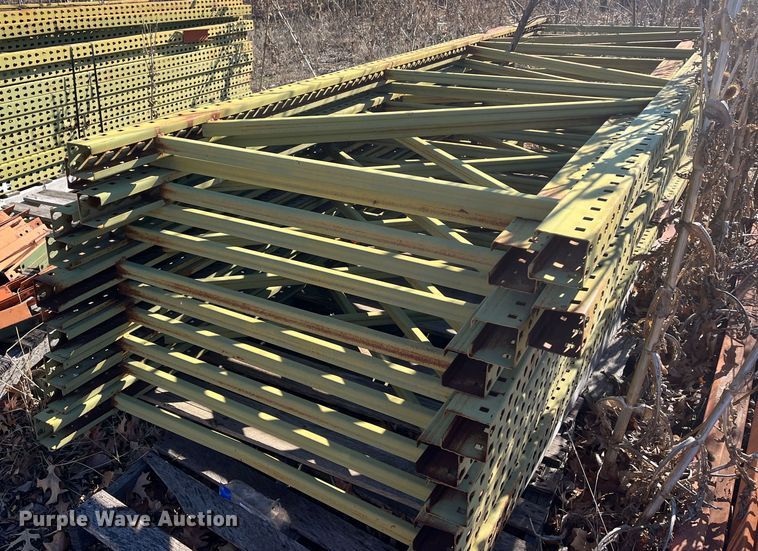 image for item MN9525 Pallet racking