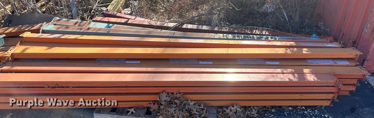 image for item MN9525 Pallet racking