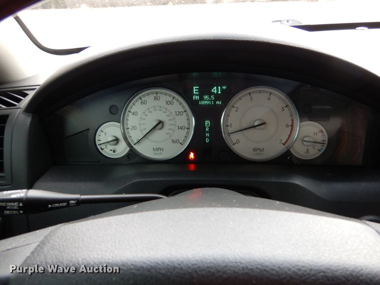 image for item MP9040 2006 Chrysler 300C