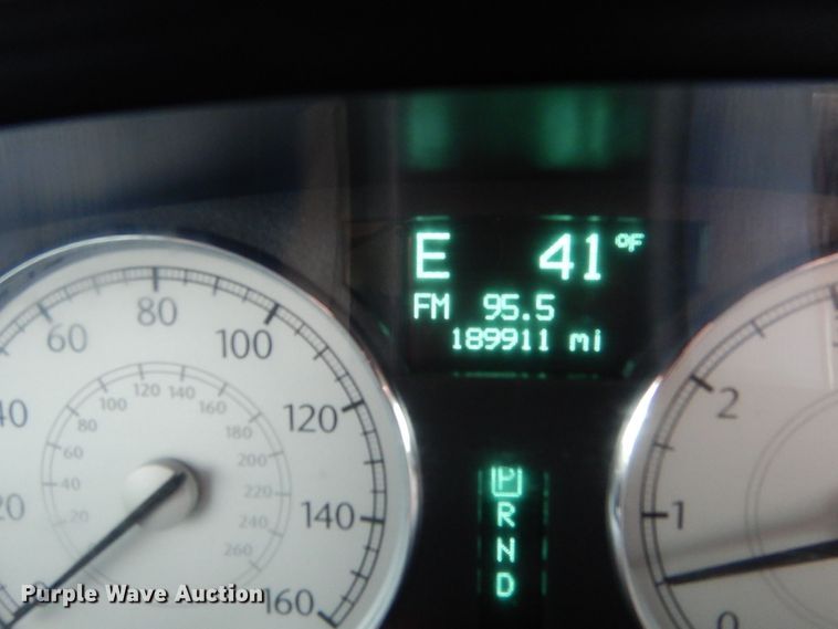 image for item MP9040 2006 Chrysler 300C