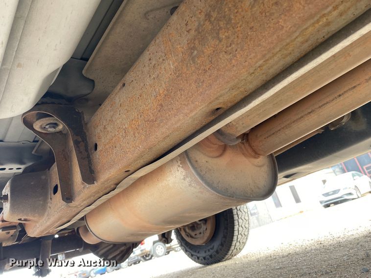 image for item MP9041 2002 Chevrolet Express 3500  van