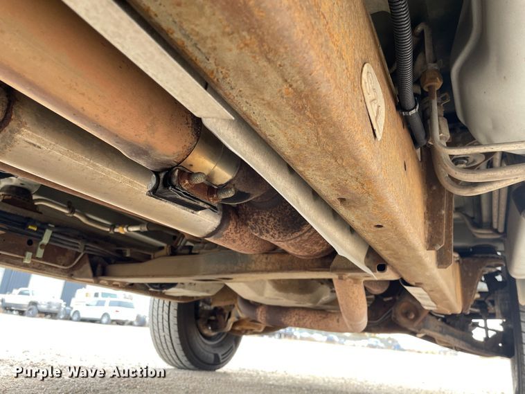 image for item MP9041 2002 Chevrolet Express 3500  van