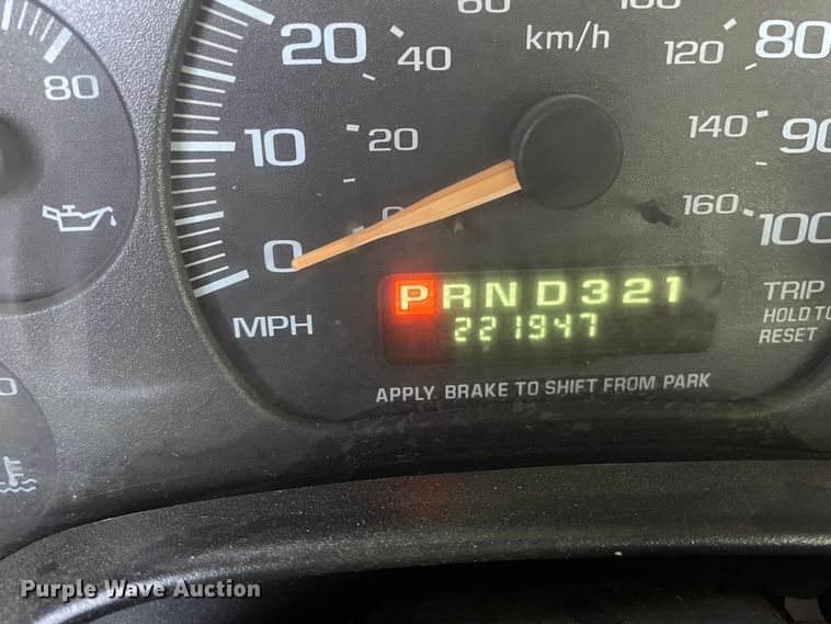 image for item MP9041 2002 Chevrolet Express 3500  van