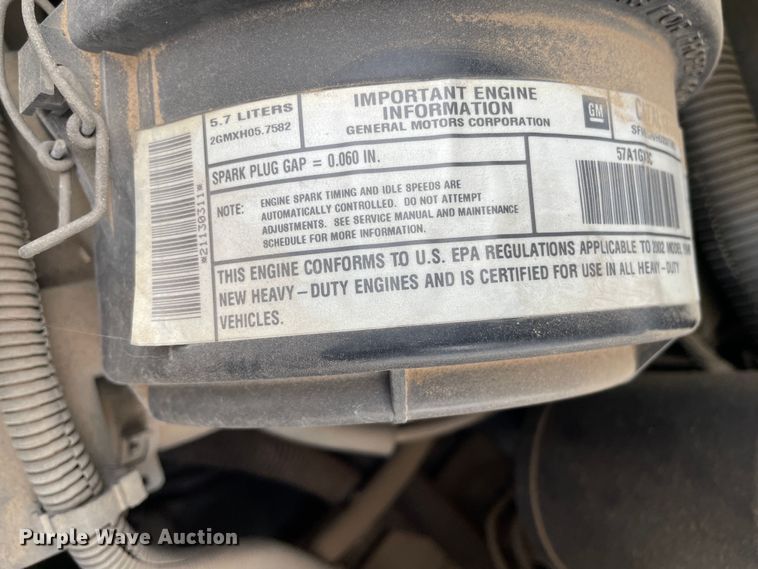 image for item MP9041 2002 Chevrolet Express 3500  van