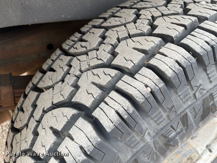 image for item MP9041 2002 Chevrolet Express 3500  van