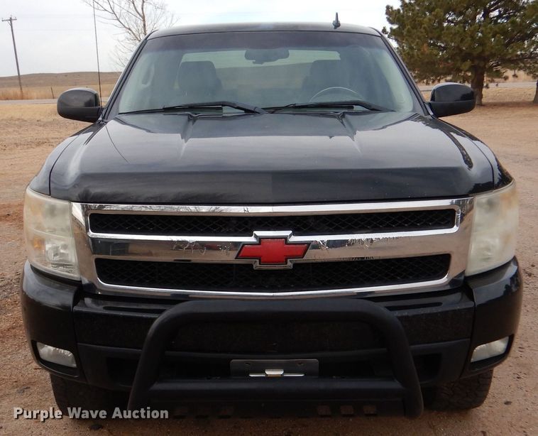 image for item MP9057 2008 Chevrolet Silverado 1500  Ext. Cab pickup truck